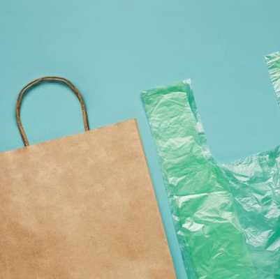 Harga yang bagus Ketahanan air yang baik Emulsi kopolymer styrene-akrilik yang membentuk film berbasis air khusus untuk varnis dan tinta untuk flexo dan gravure on line