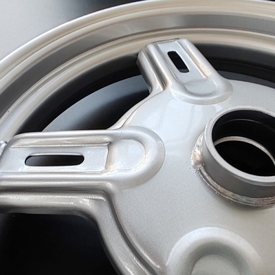 Dispersi epoxy berbasis air untuk primer anti korosi dan lapisan atas dari berbagai substrat logam untuk mesin konstruksi dan peralatan suku cadang mobil anti korosi